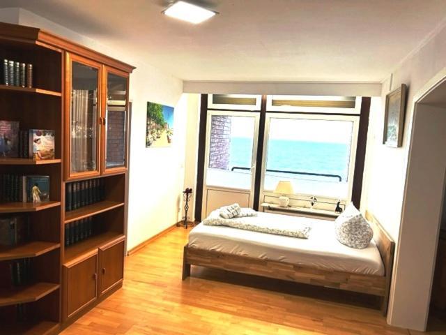 Ferienwohnung Im Strandhotel Wyk auf Föhr Buitenkant foto